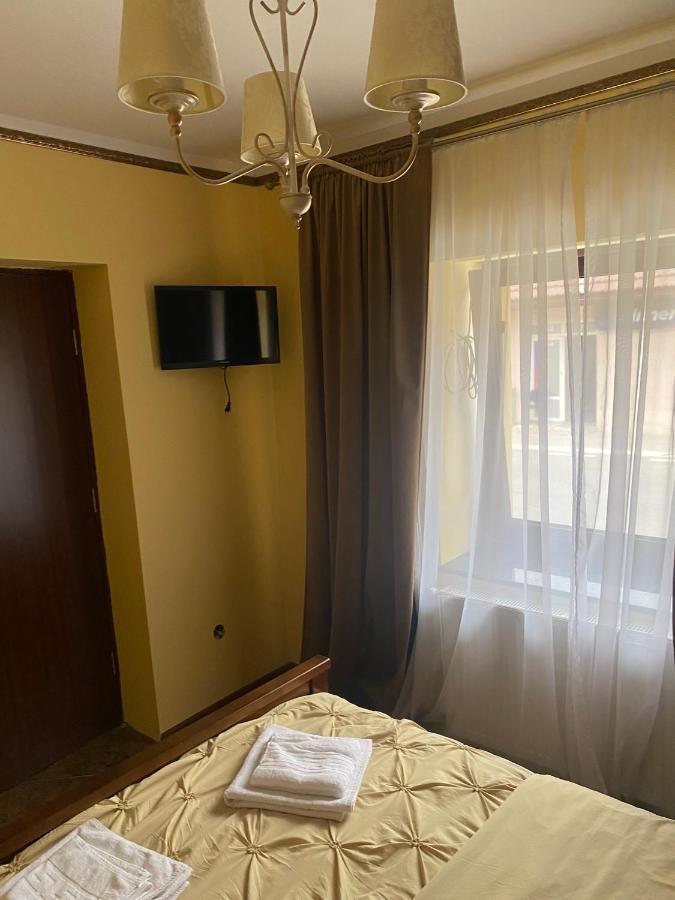 Отель Casa Clim Анина Экстерьер фото
