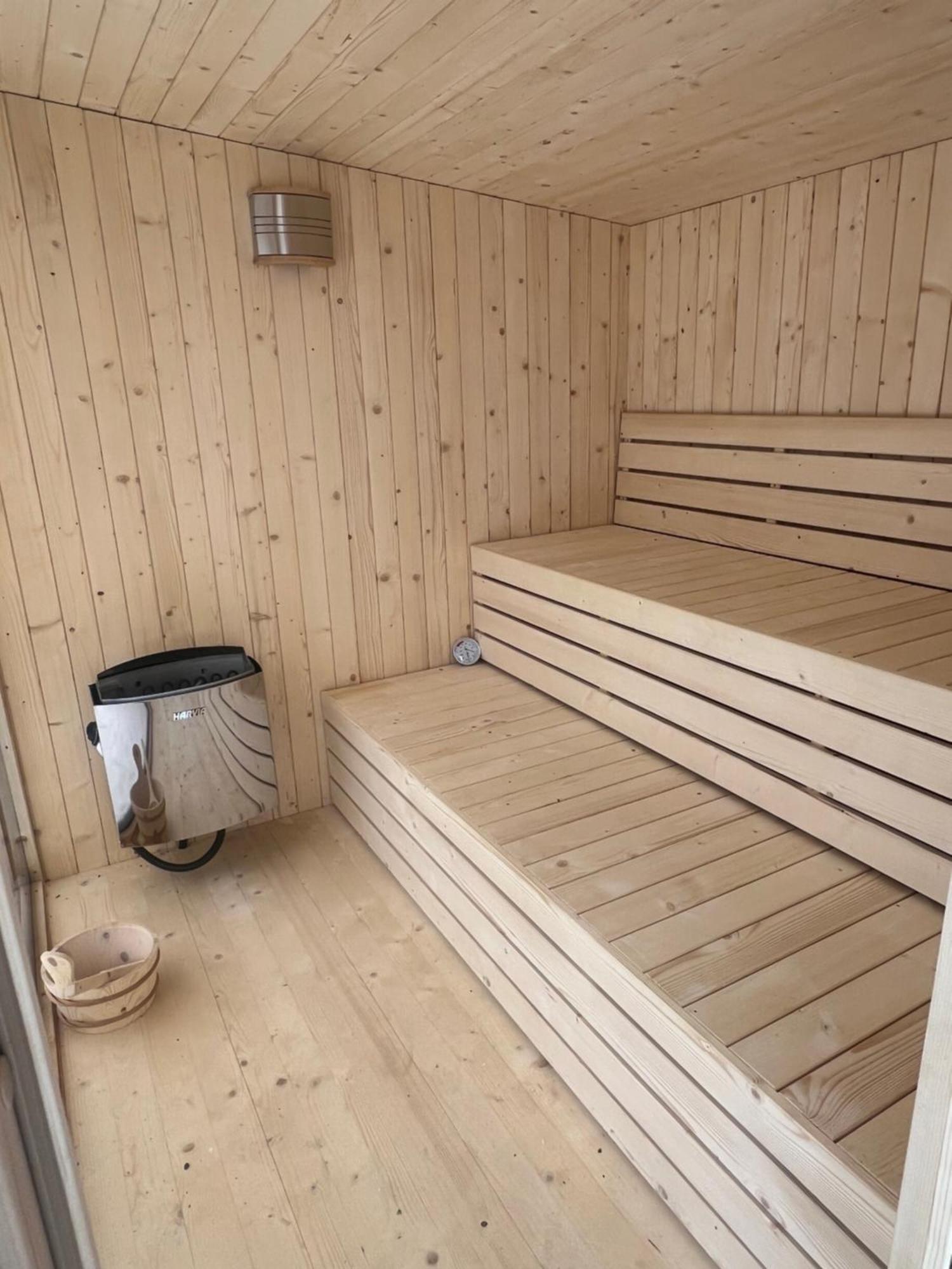 Отель Casa Clim Анина Экстерьер фото